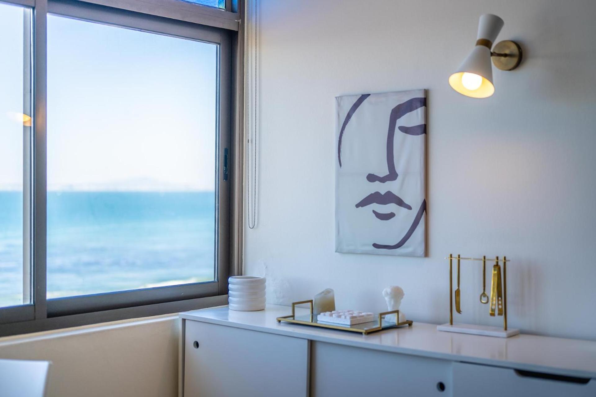 The 502 Mouille Grange * Cape Town
